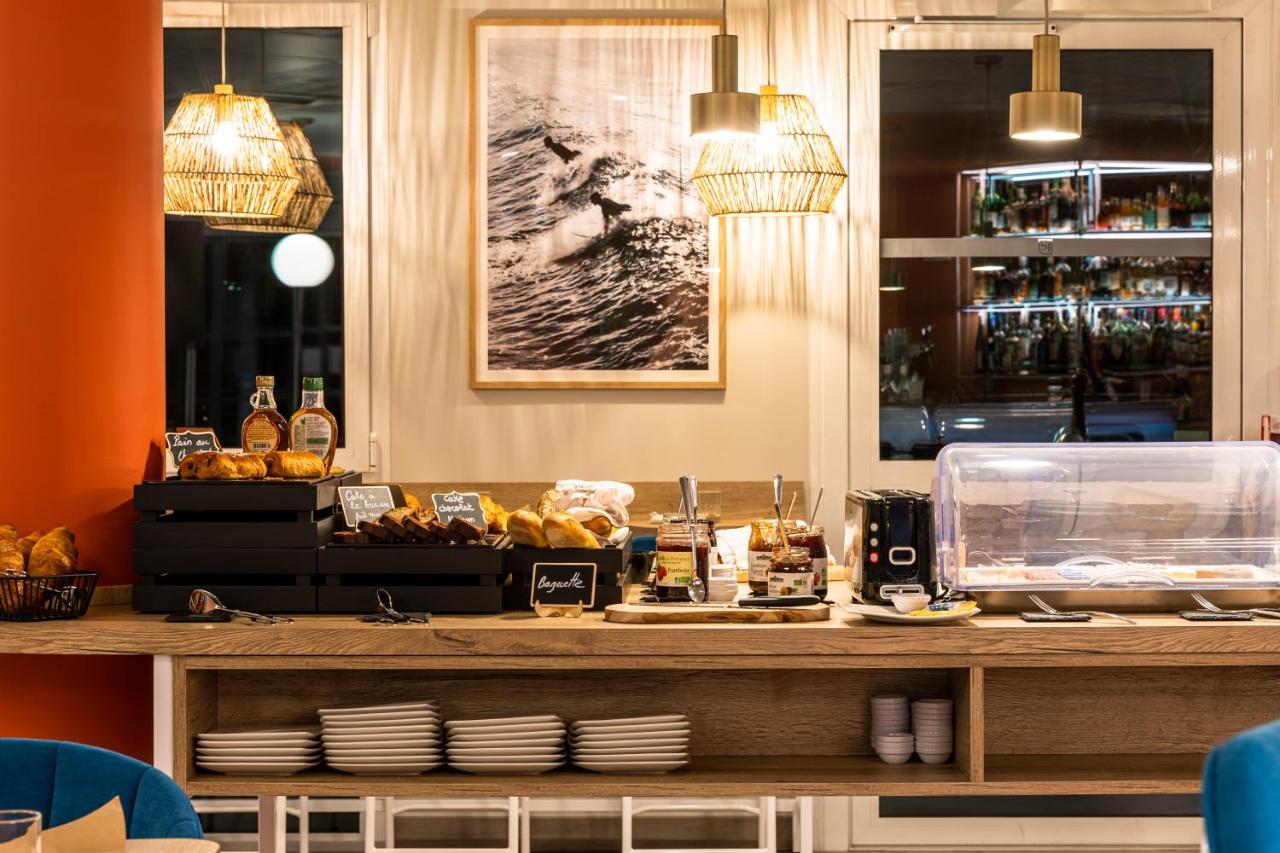 The Originals Boutique Hotel Restaurant Saint James, مونتايغو المظهر الخارجي الصورة