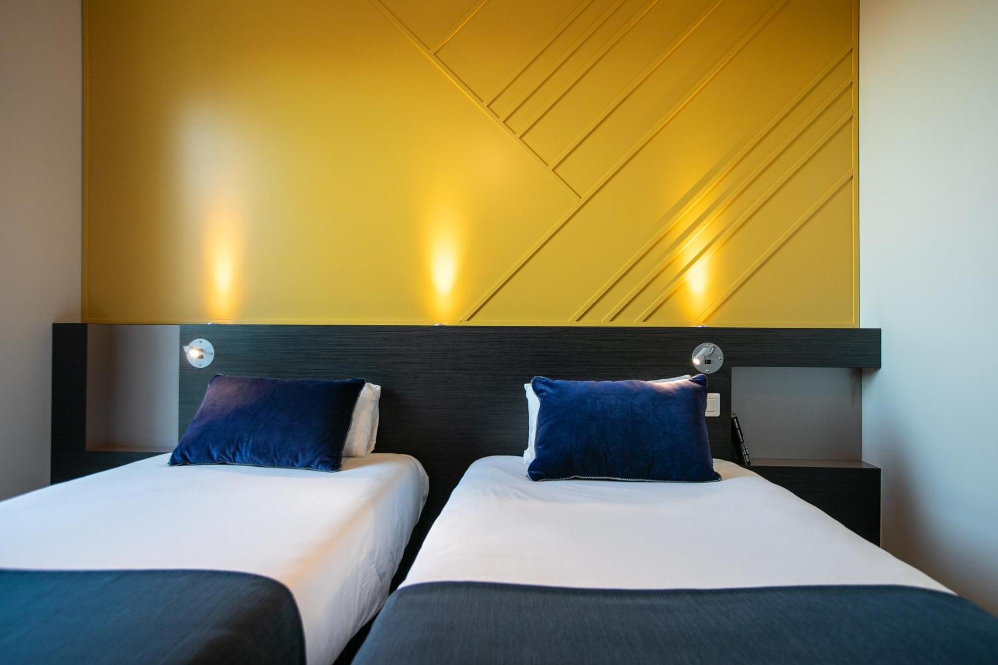 The Originals Boutique Hotel Restaurant Saint James, مونتايغو المظهر الخارجي الصورة